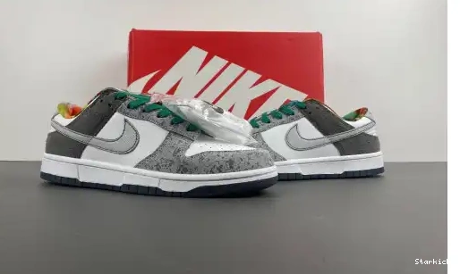 SB  HF4840-068 Nike Premium Dunk Low 0530